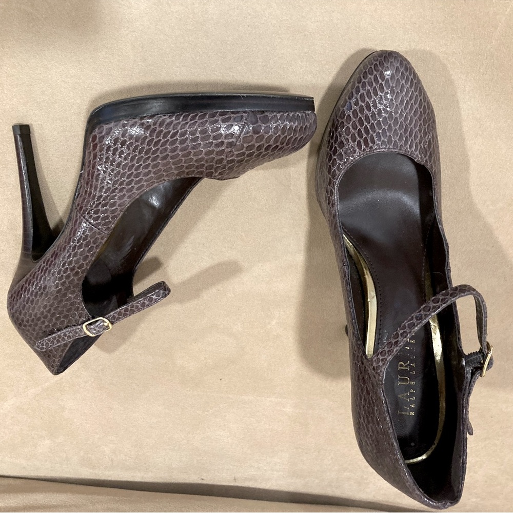 Ralph Lauren, med brown color. Ankle strap.  Gently worn only a few times.